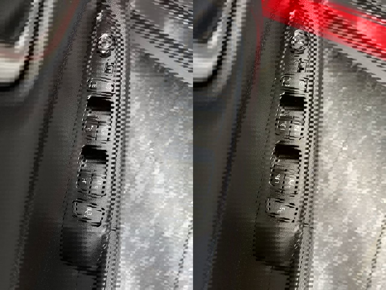 Used 2021 Hyundai Venue SEL image 7