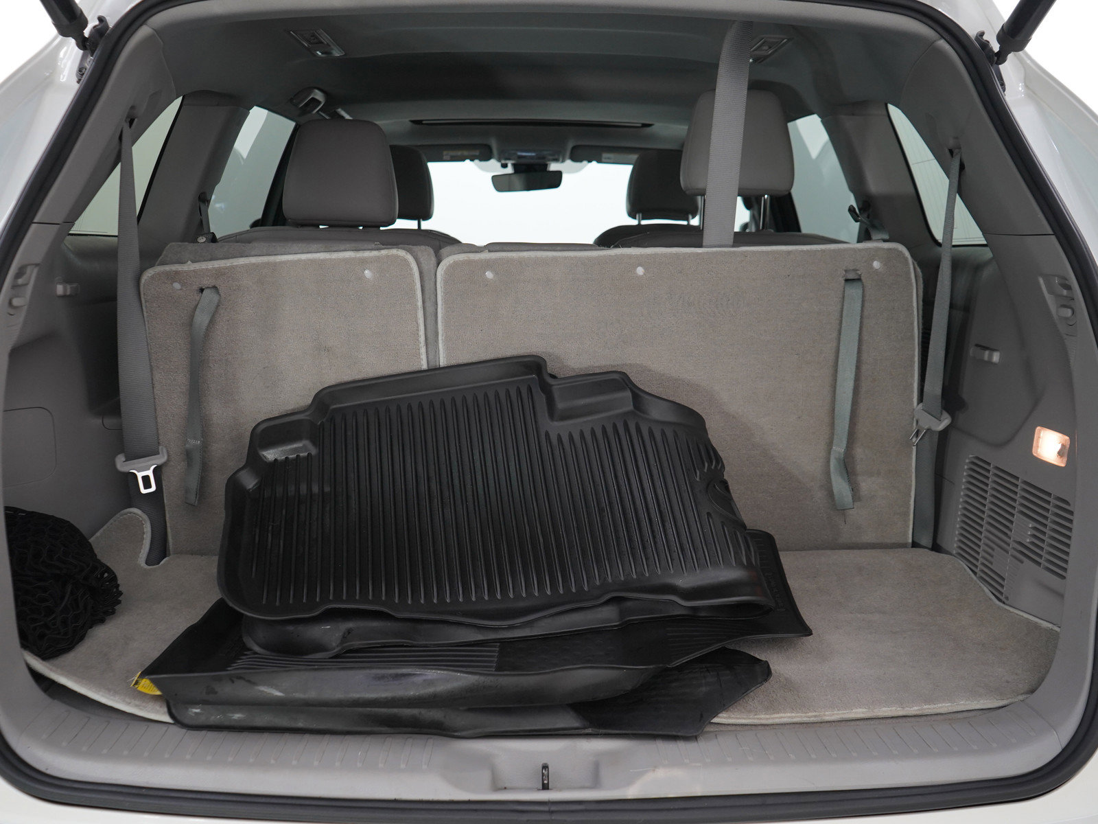 Used 2019 Toyota Highlander XLE FWD image 20