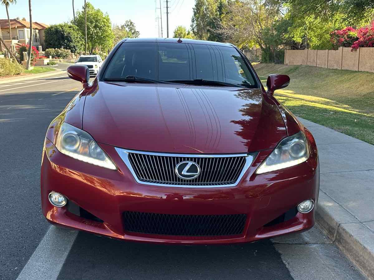 Used 2012 Lexus IS 250C image 3
