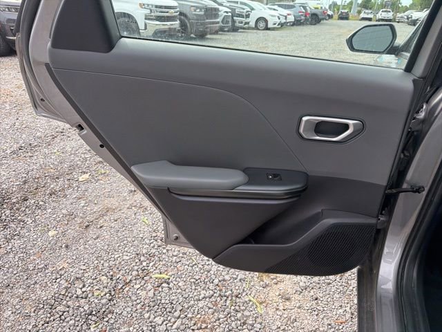 Used 2025 Kia K4 LXS image 14