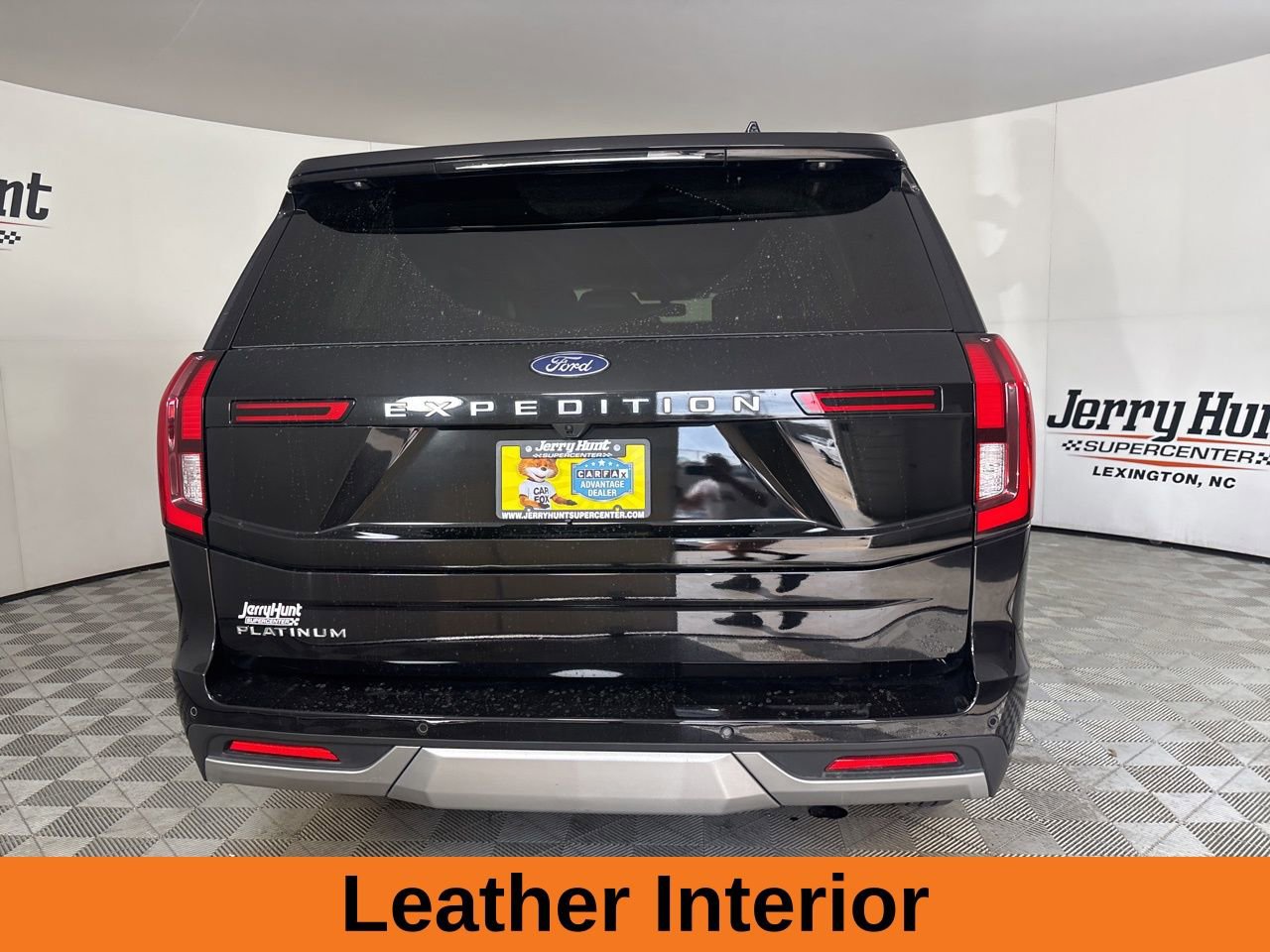 Used 2025 Ford Expedition Platinum image 6