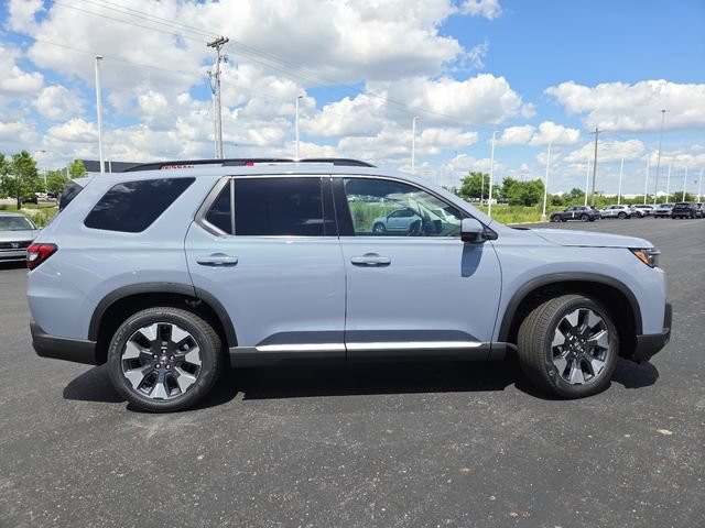 New 2026 Honda Pilot Touring image 11