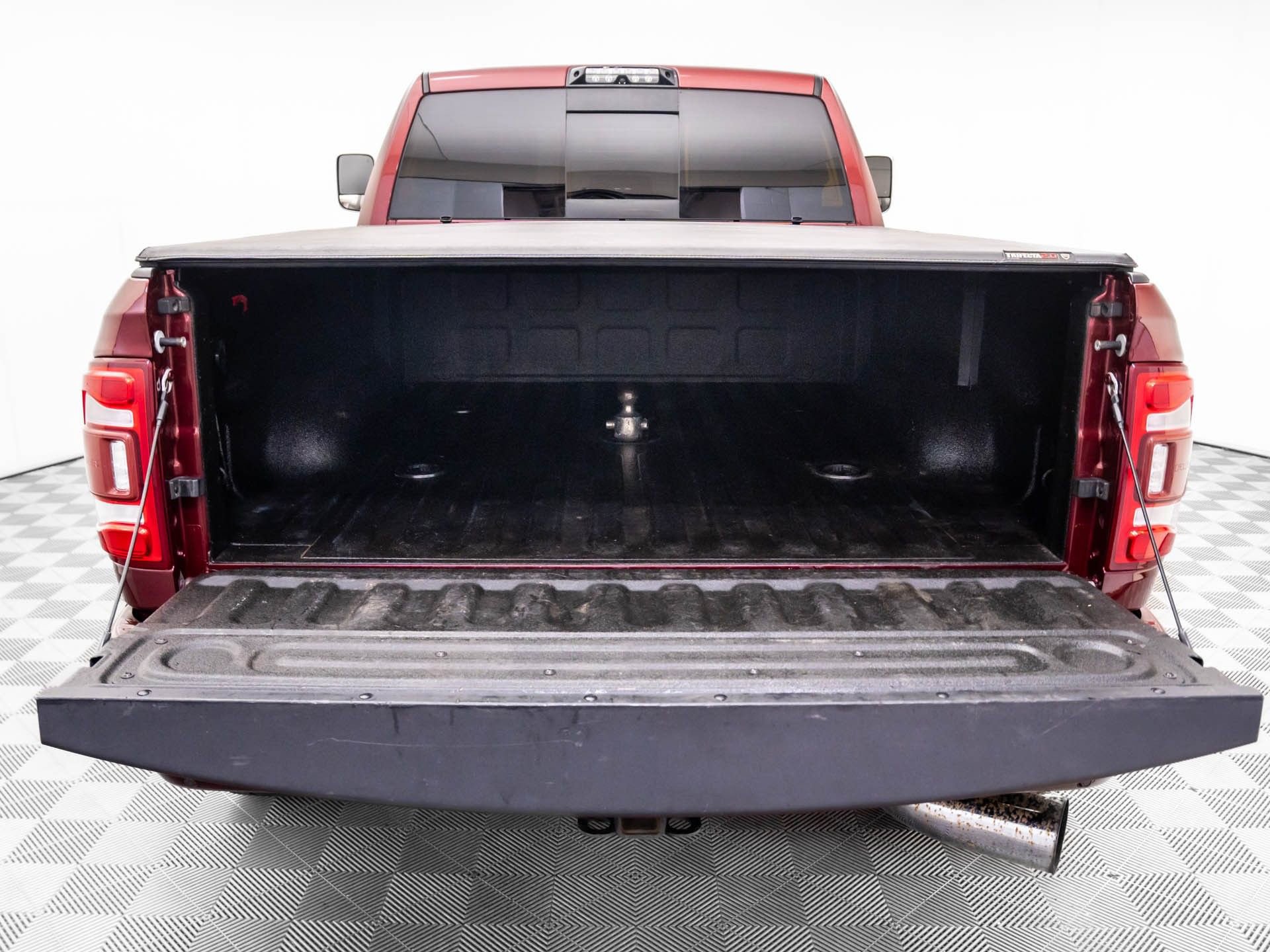 Used 2019 RAM 2500 Laramie image 32
