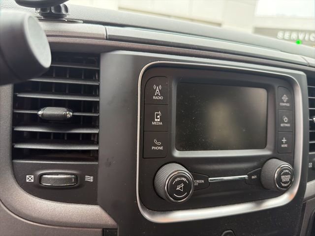 Used 2018 RAM 2500 Tradesman w/ Chrome Appearance Group image 29