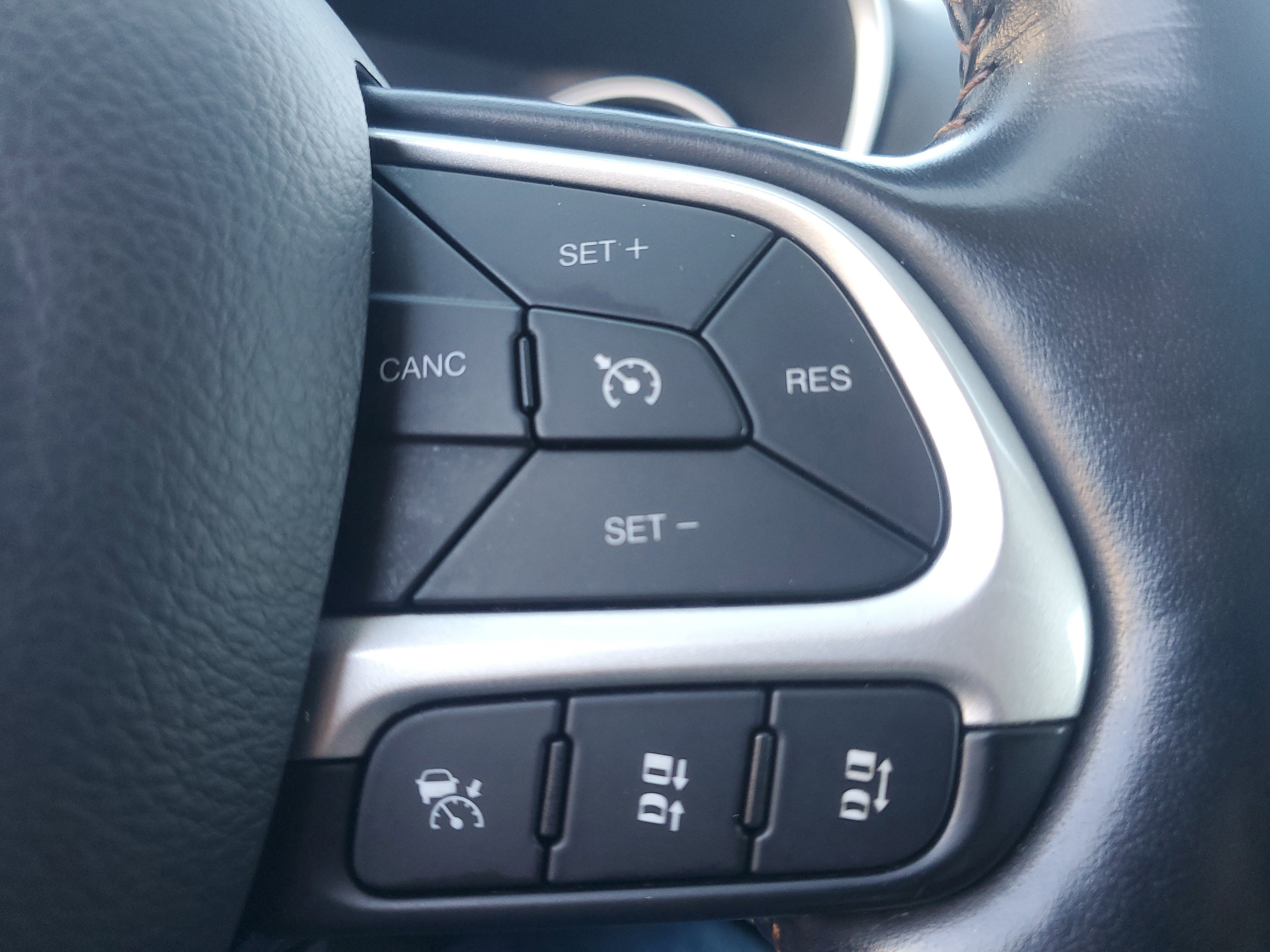 Used 2021 Jeep Compass Limited image 14