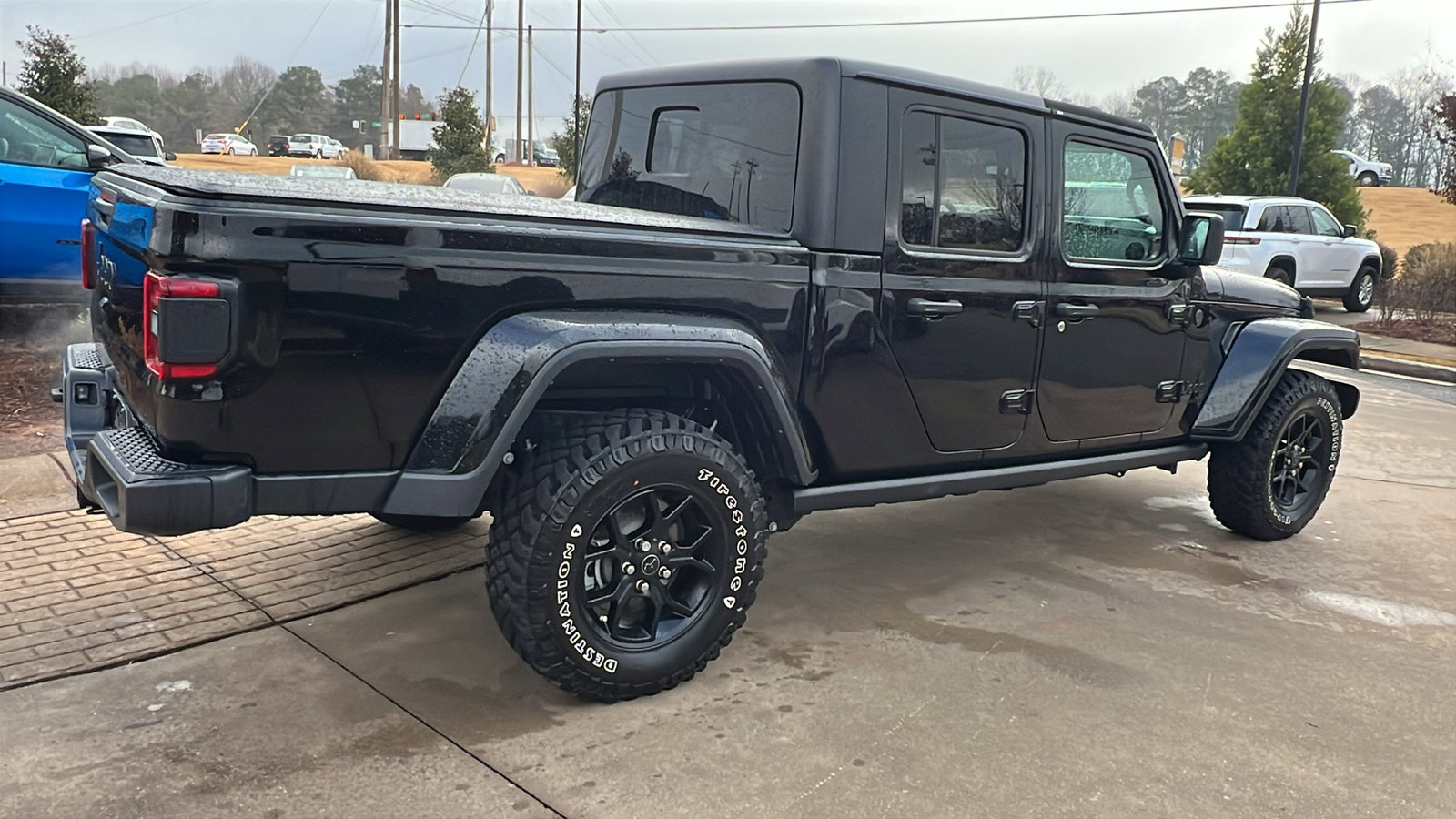 Used 2024 Jeep Gladiator Sport image 8