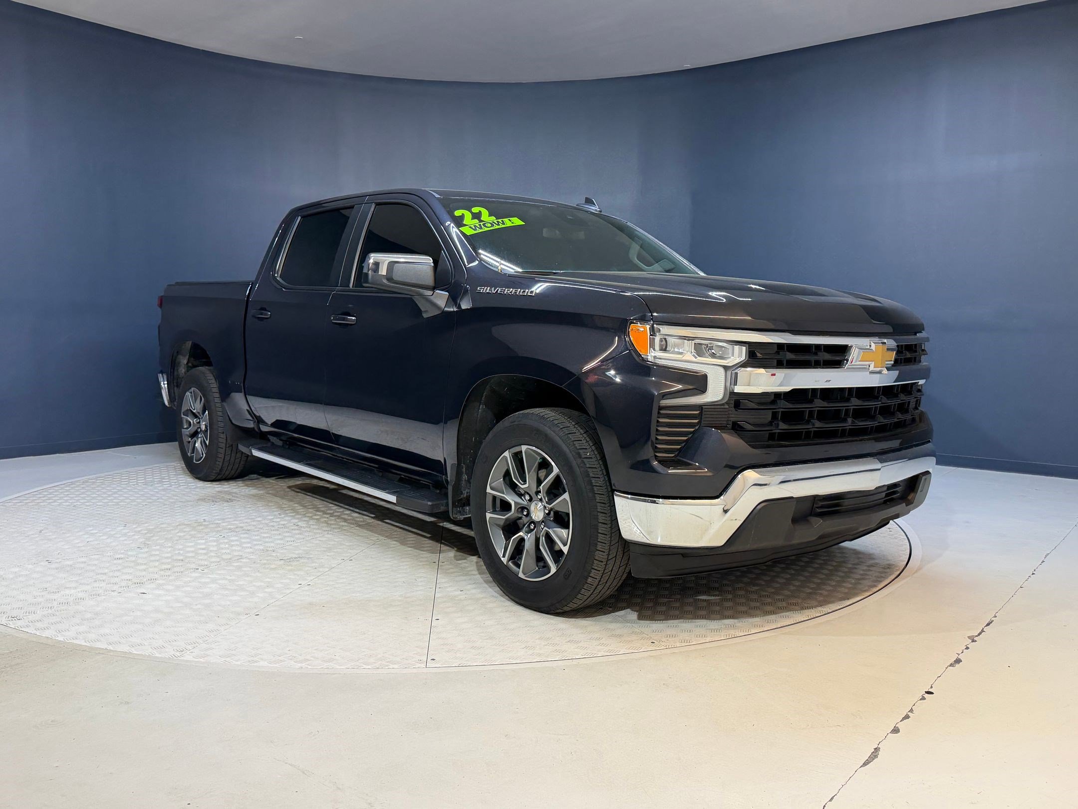 Used 2022 Chevrolet Silverado 1500 LT RWD image 7