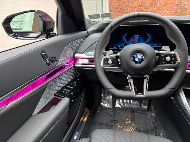 Used 2026 BMW 760i xDrive image 13