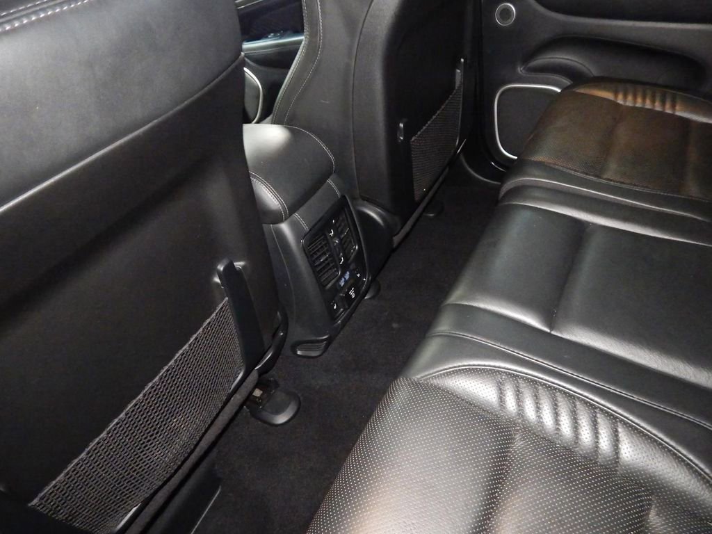 Used 2020 Jeep Grand Cherokee SRT image 20