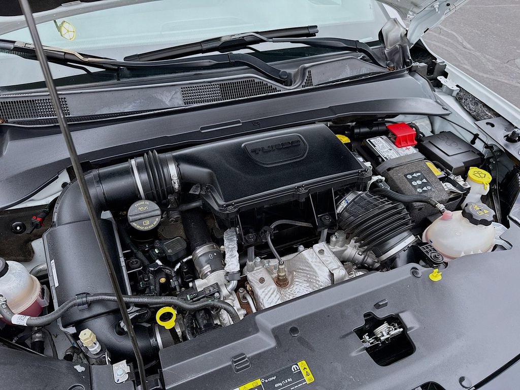 Used 2024 Jeep Compass Latitude image 29