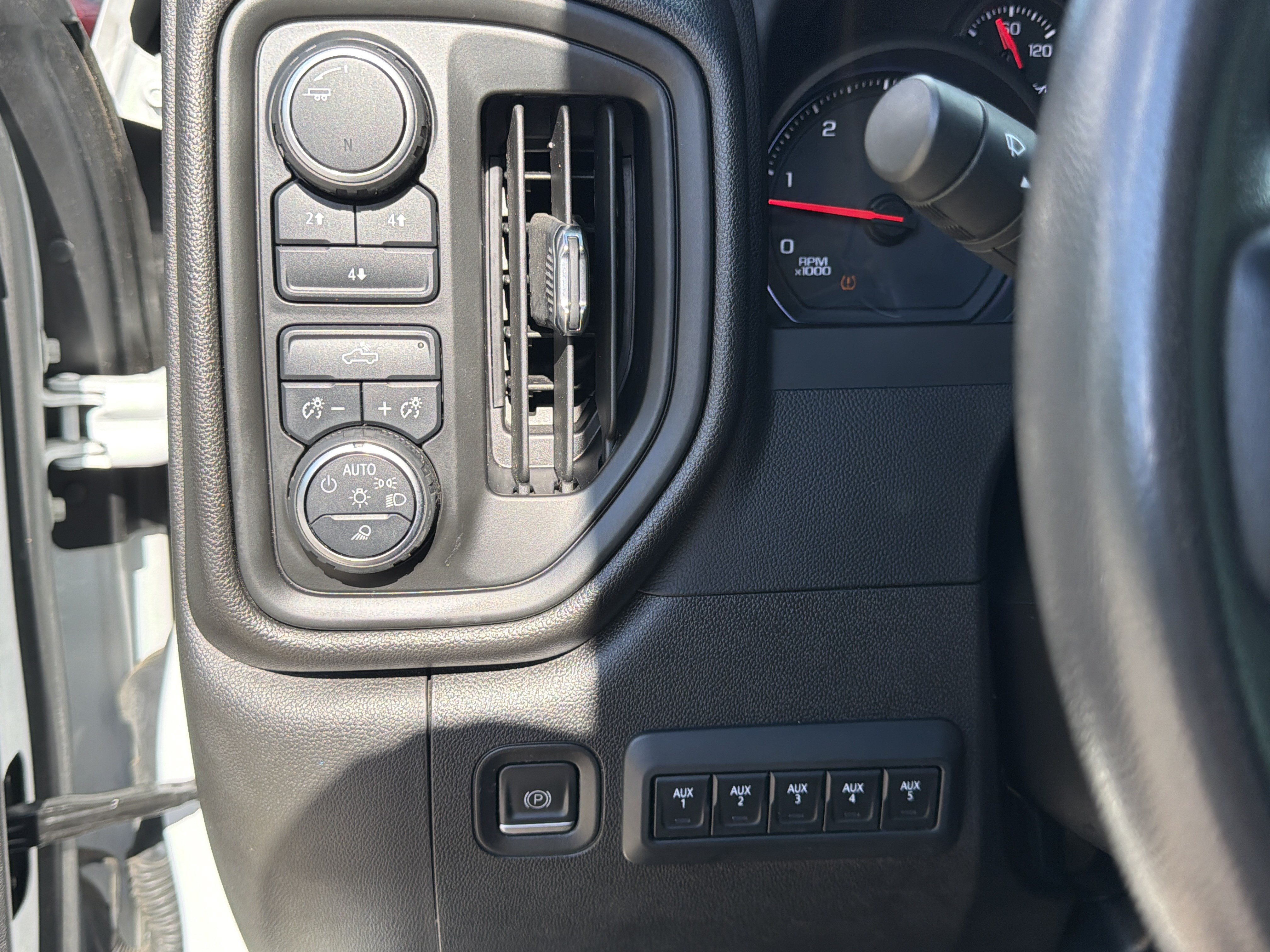 Used 2023 Chevrolet Silverado 3500 W/T w/ WT Convenience Package AWD/4WD image 32