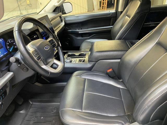 Used 2024 Ford Expedition Max XLT image 21