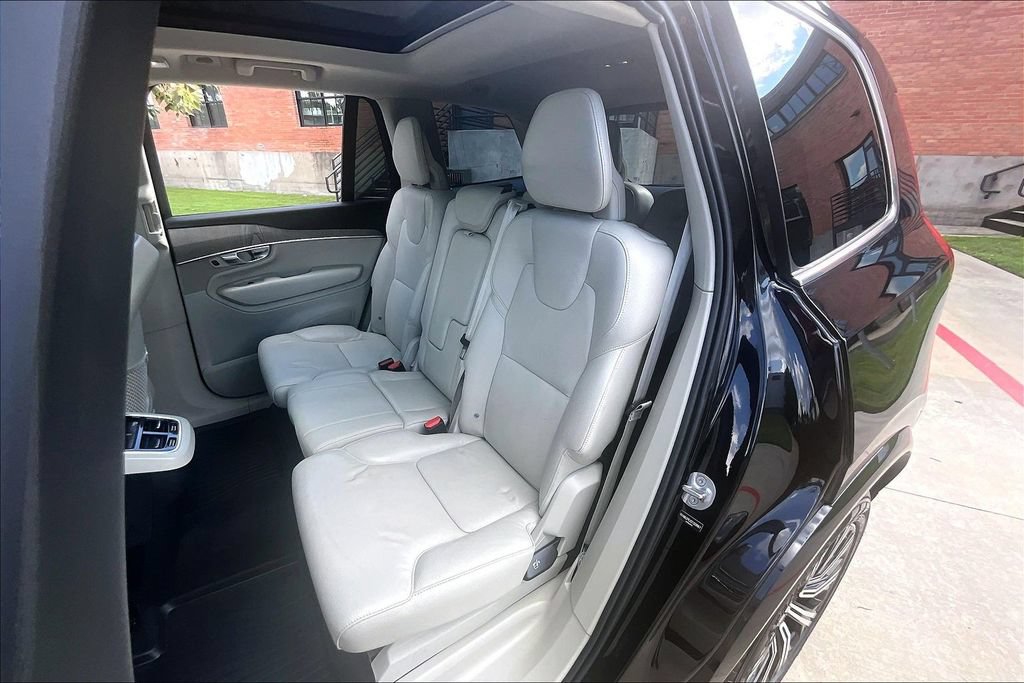 Used 2025 Volvo XC90 B6 Plus w/ Protection Package Premier AWD/4WD image 35