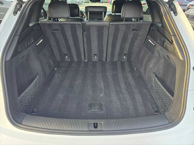 Used 2025 Audi Q5 2.0T Premium image 17