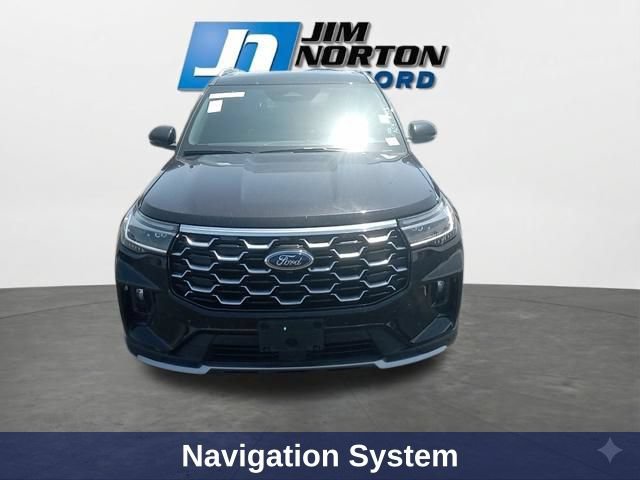 Used 2025 Ford Explorer Platinum w/ LUX Leather Package AWD/4WD image 3