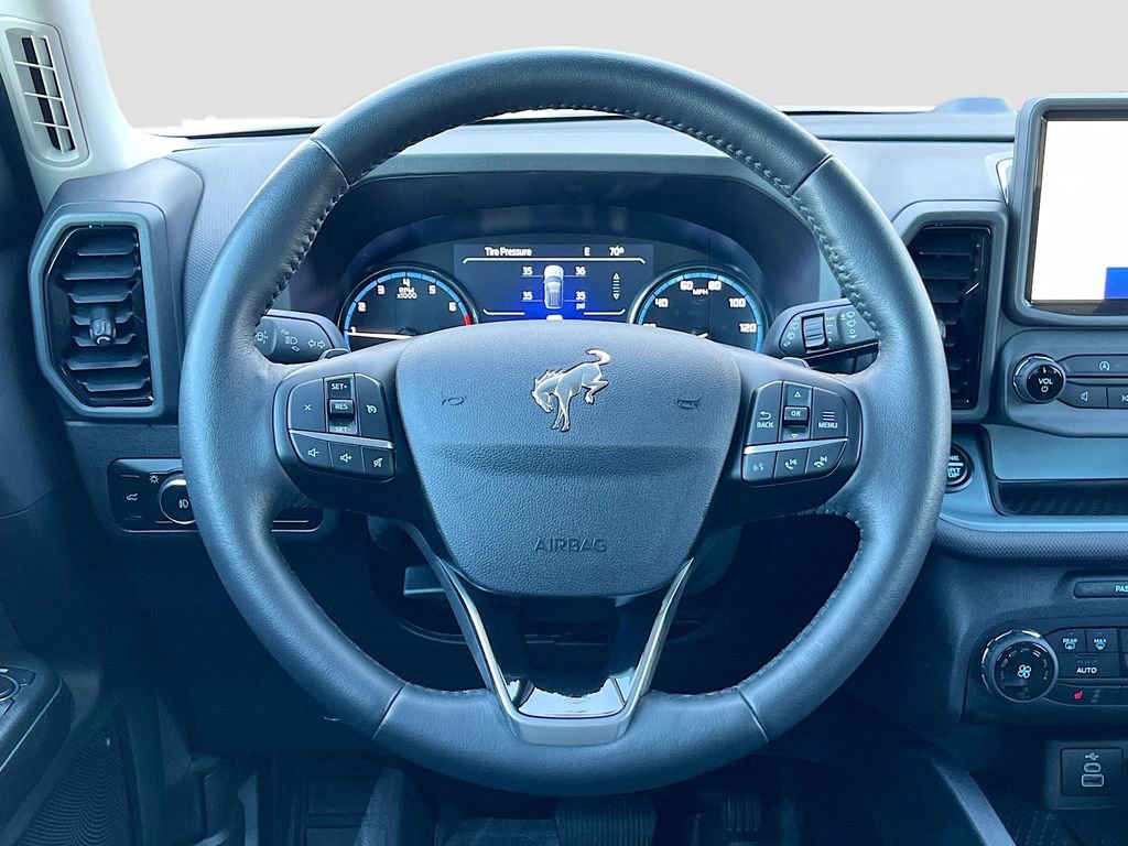 Used 2023 Ford Bronco Sport Badlands image 11