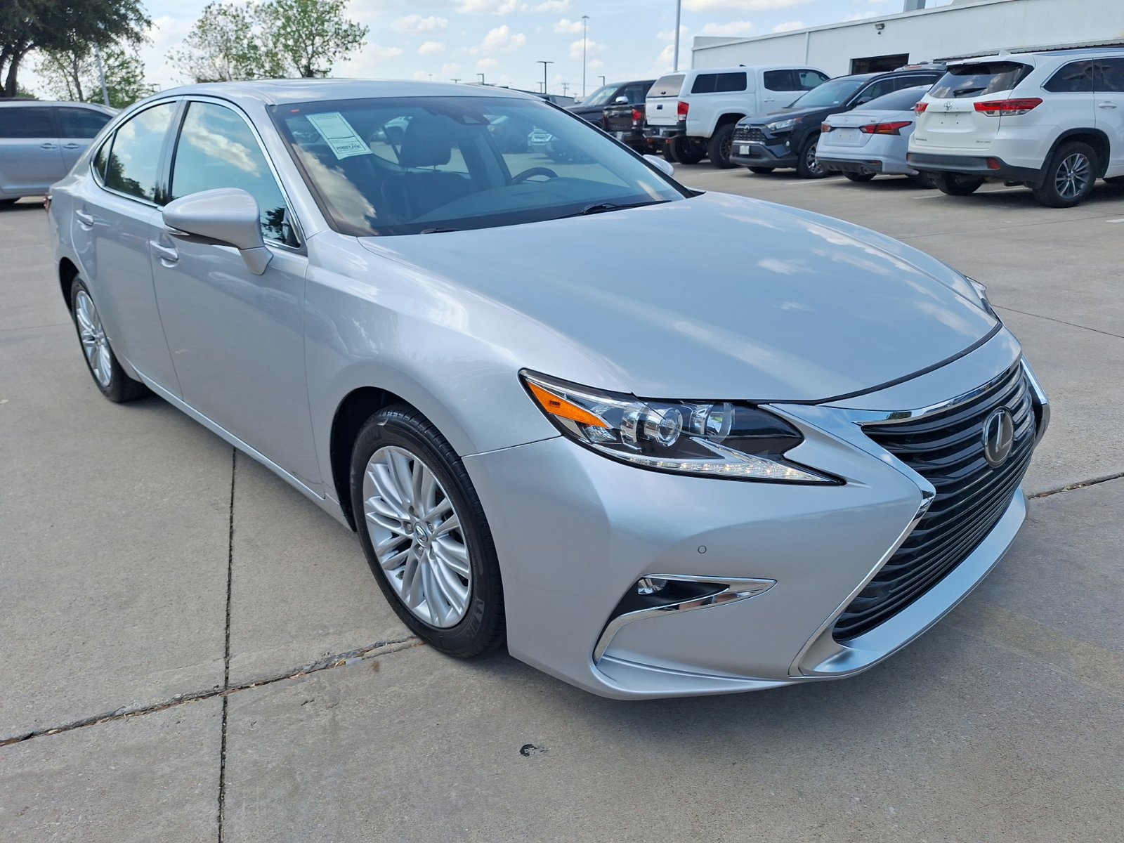 Used 2017 Lexus ES 350 w/ Premium Package FWD image 8