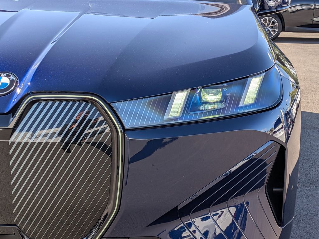 New 2026 BMW iX xDrive60 image 21