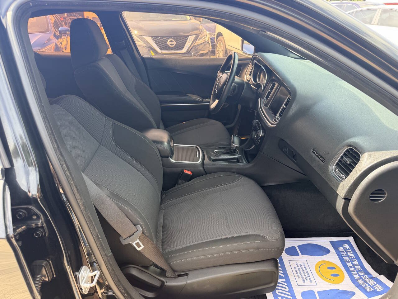 Used 2016 Dodge Charger SXT w/ Navigation & Travel Group RWD image 15