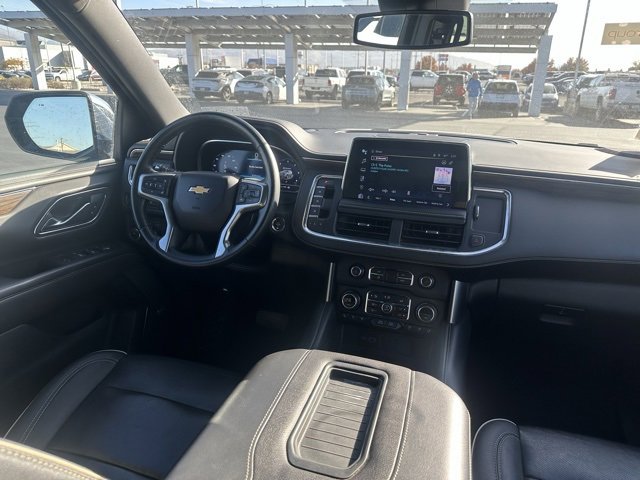 Used 2023 Chevrolet Suburban Premier image 21