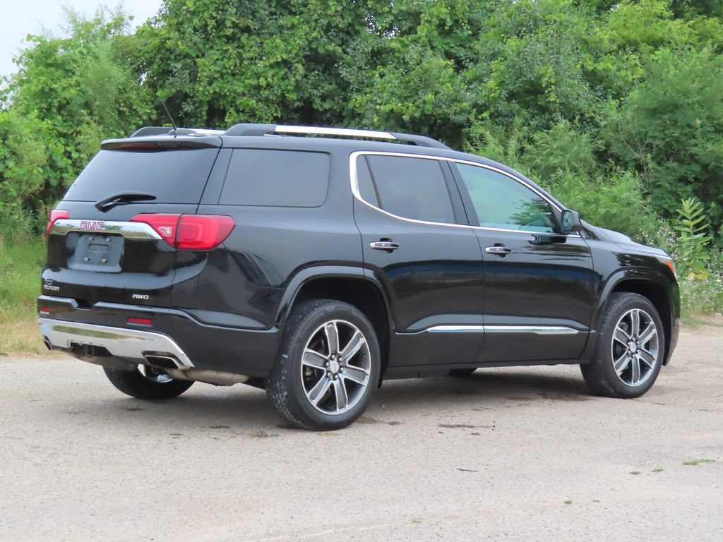 Certified 2019 GMC Acadia Denali w/ Technology Package AWD/4WD image 3