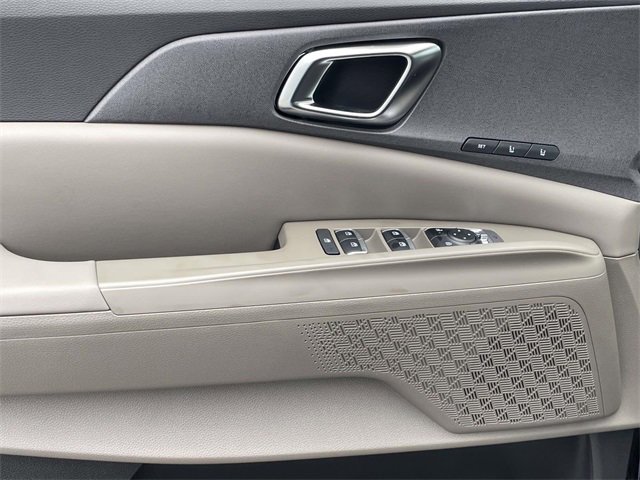 New 2026 Kia Carnival EX image 24