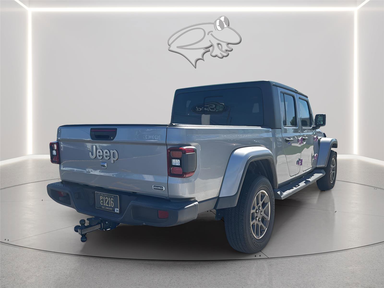 Used 2020 Jeep Gladiator Overland AWD/4WD image 10