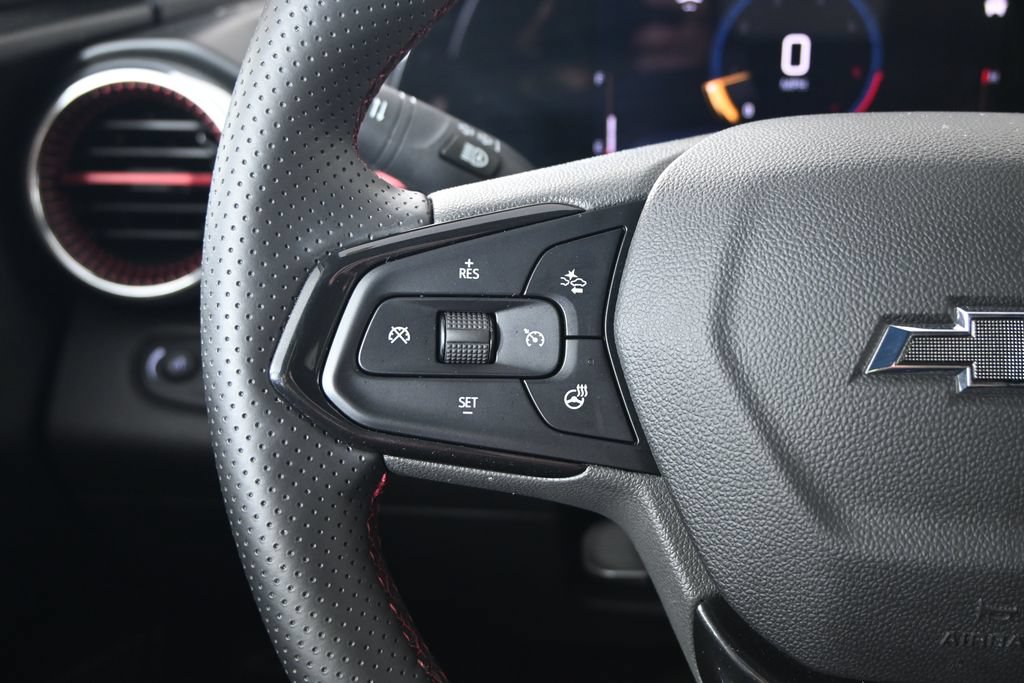 Used 2026 Chevrolet Trax RS w/ Driver Confidence Package FWD image 33