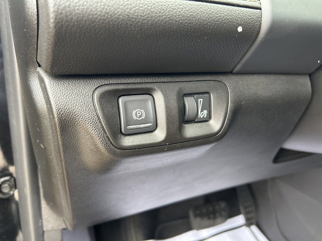 Used 2023 GMC Acadia SLE w/ Driver Convenience Package image 22