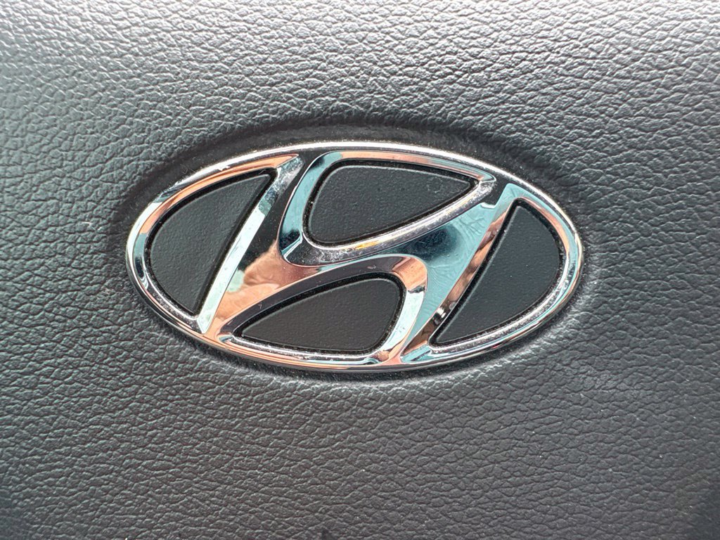 Used 2018 Hyundai Elantra SEL FWD image 30