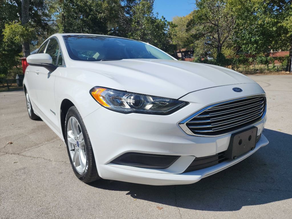 Used 2018 Ford Fusion S image 1