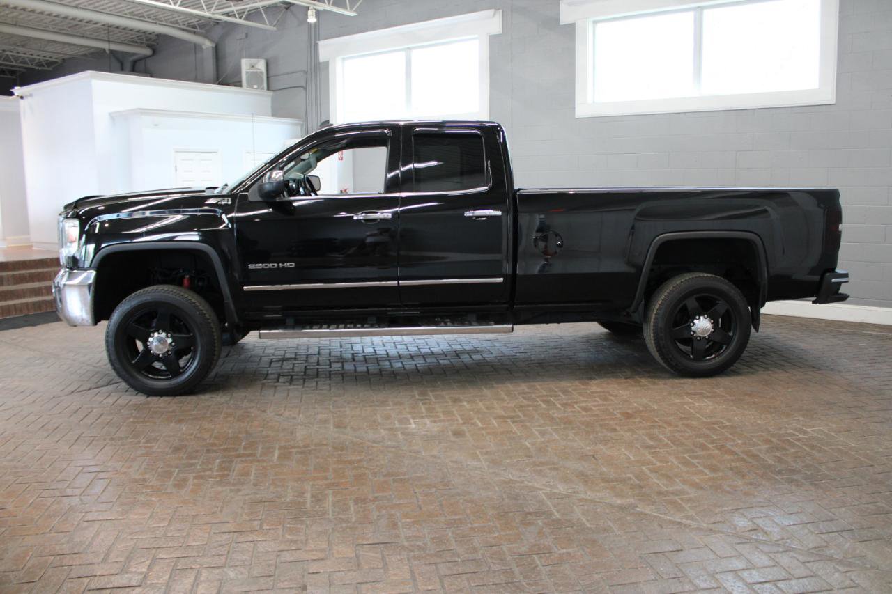 Used 2015 GMC Sierra 2500 SLT w/ Driver Alert Package AWD/4WD image 4