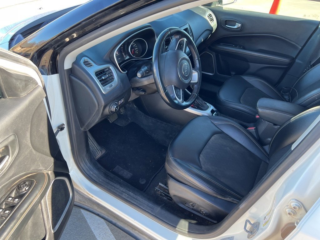 Used 2018 Jeep Compass Latitude w/ Popular Equipment Group image 6