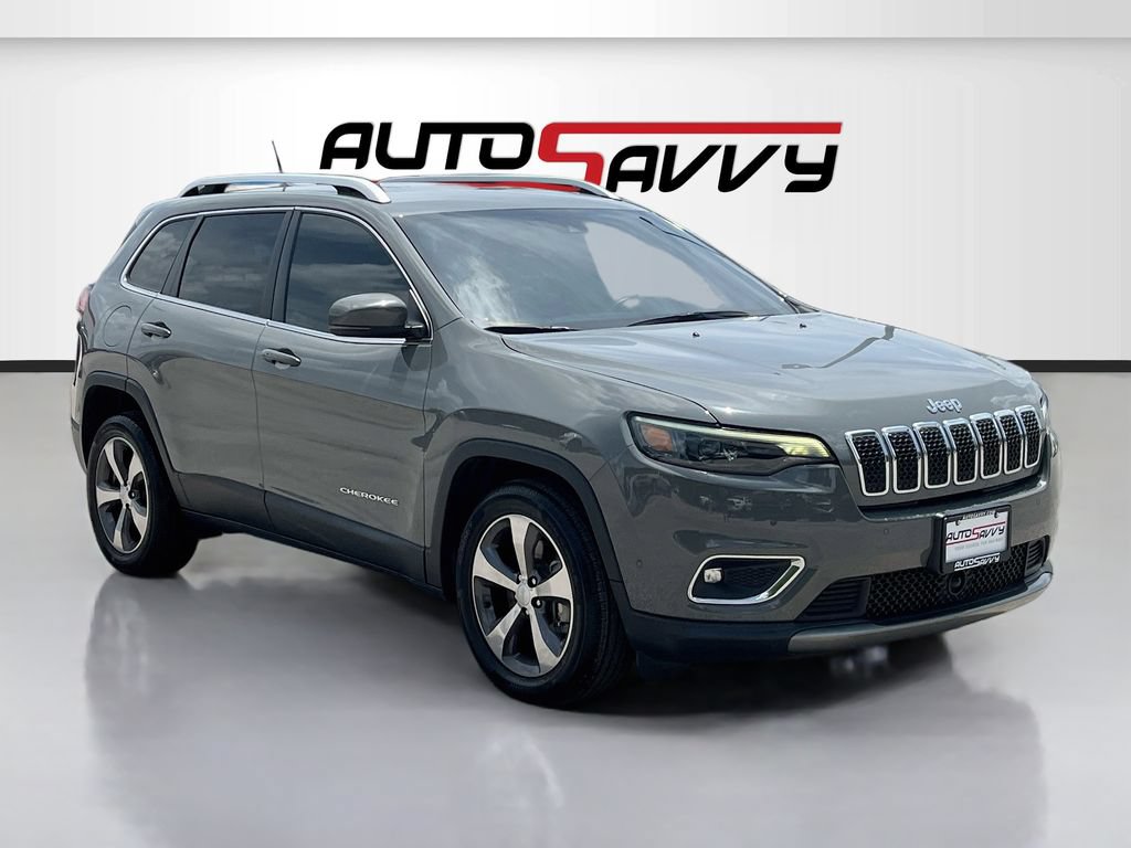 Used 2019 Jeep Cherokee Limited w/ Technology Group FWD image 1
