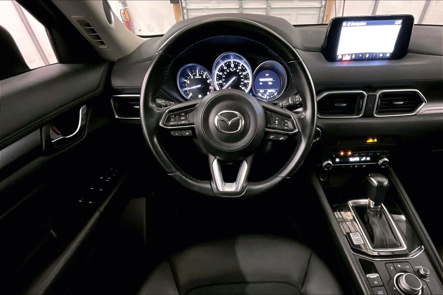 Used 2020 MAZDA CX-5 Touring image 5