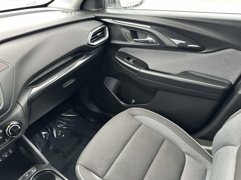 Certified 2023 Chevrolet TrailBlazer LT image 31