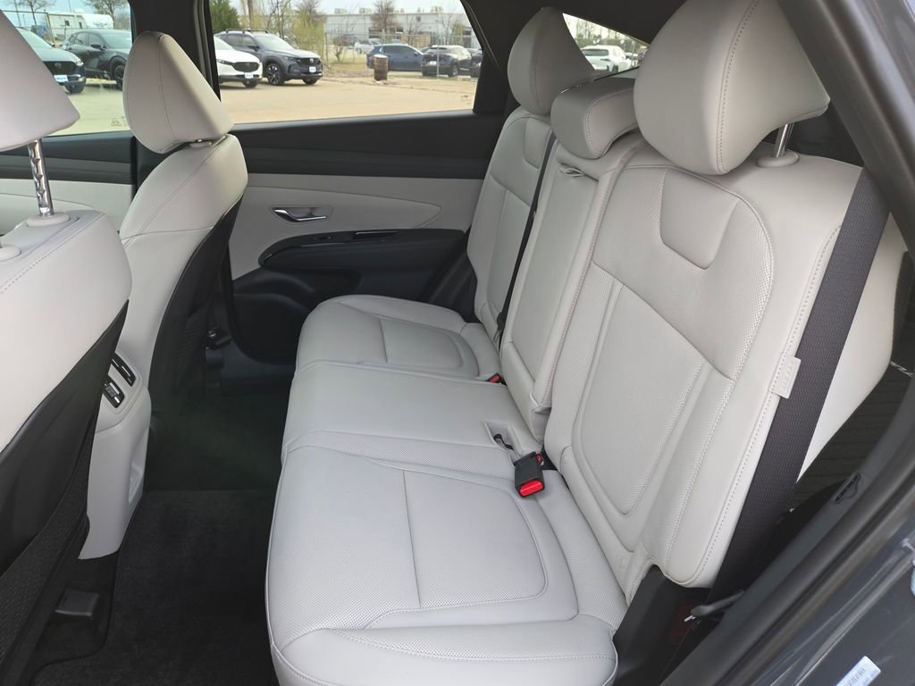 New 2026 Hyundai Tucson Limited image 17