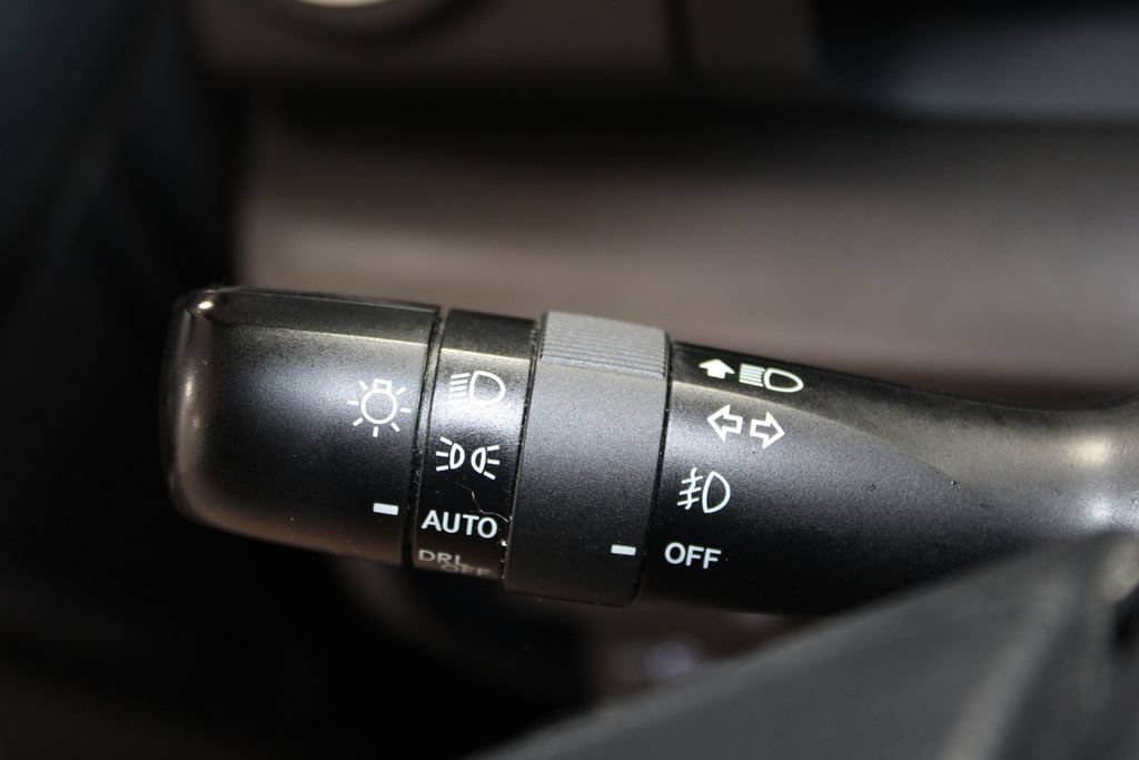 Used 2018 Toyota Tundra SR5 w/ TRD Off Road Package AWD/4WD image 48