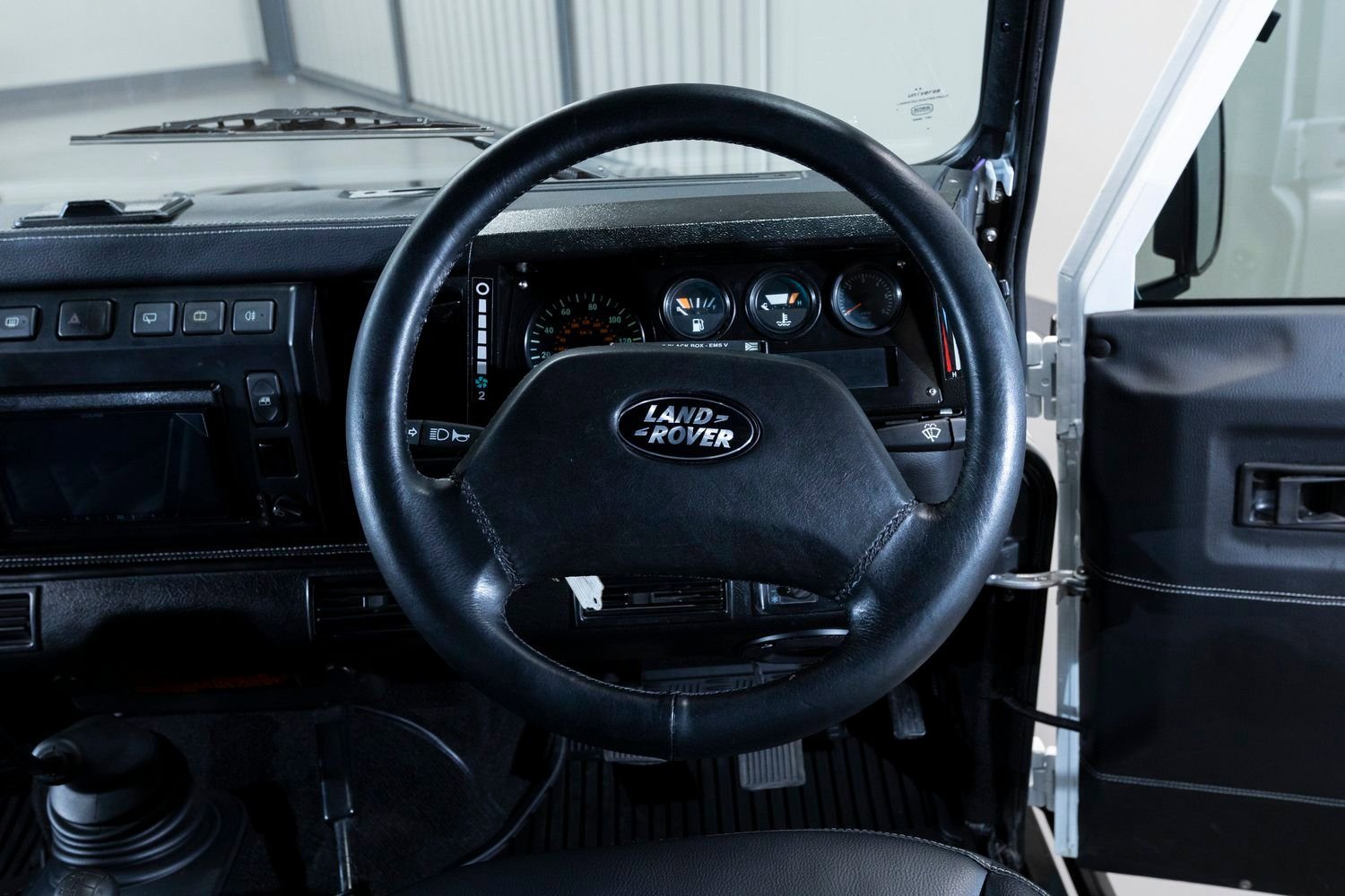 Used 1993 Porsche 968 Coupe image 18