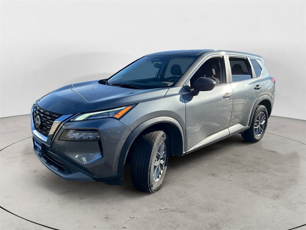 Used 2023 Nissan Rogue S image 6