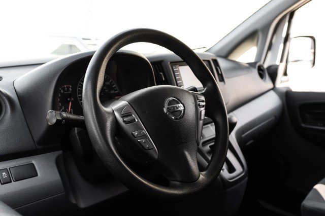 Used 2021 Nissan NV200 S image 20
