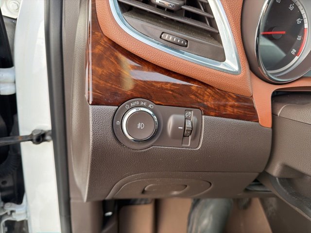 Used 2015 Buick Encore Premium image 25