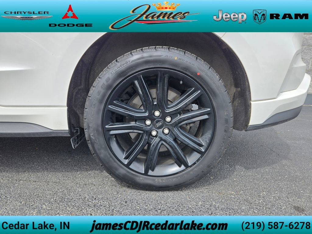 Used 2021 Ford Edge ST-Line w/ Class II Trailer Tow Package AWD/4WD image 6