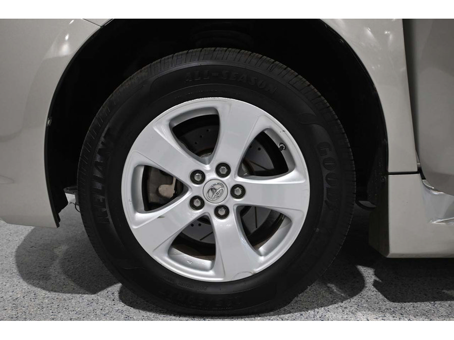 Used 2015 Toyota Sienna LE FWD image 12