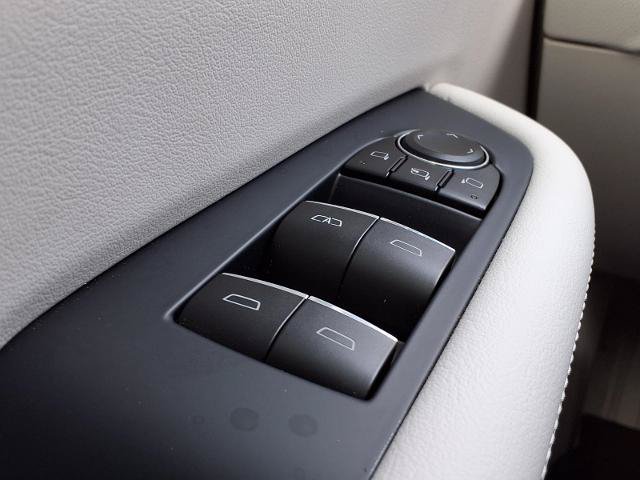 New 2026 Buick Enclave Avenir w/ Super Cruise Package FWD image 17