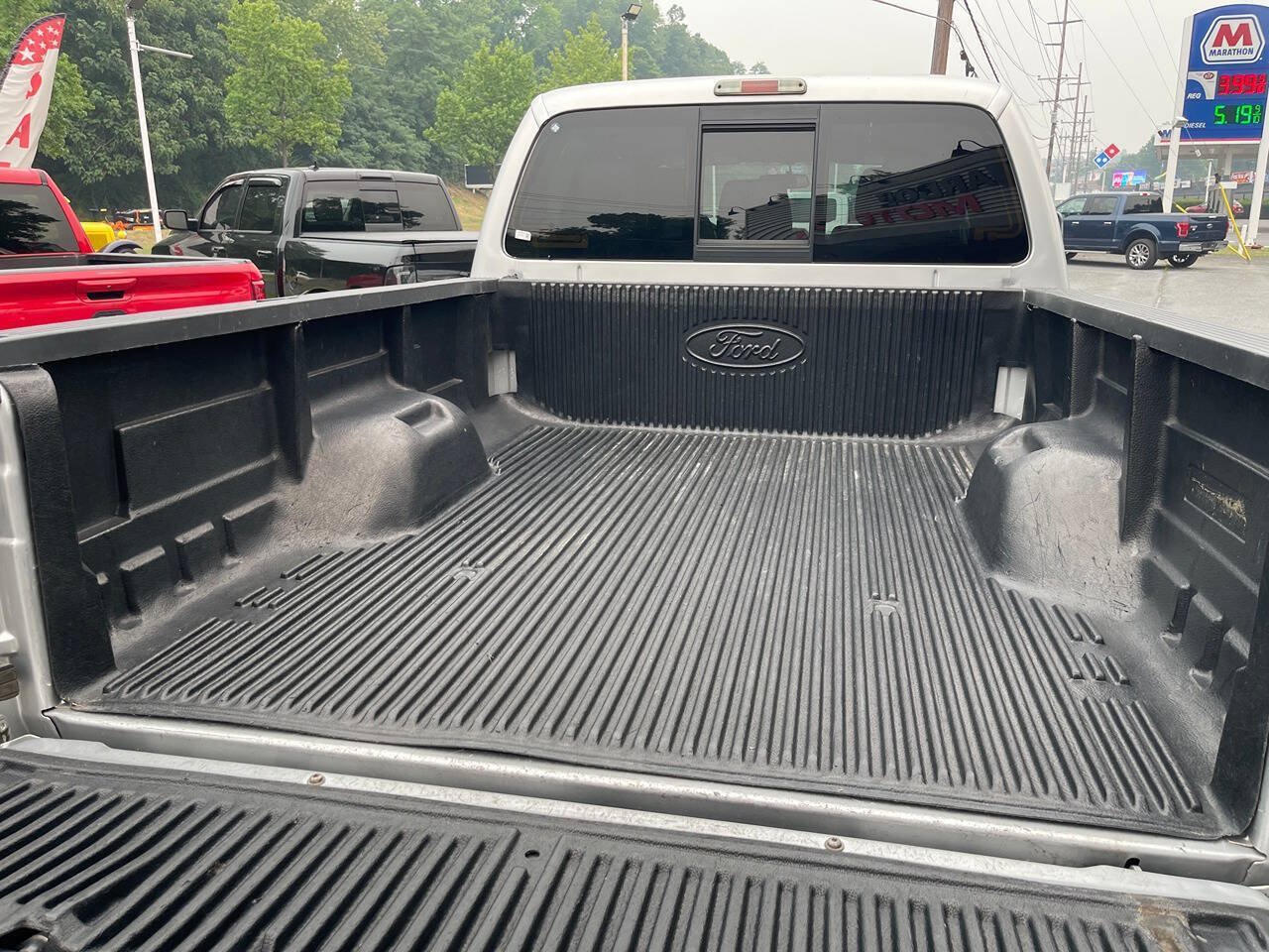 Used 2016 Ford F350 4x4 Crew Cab Super Duty image 9