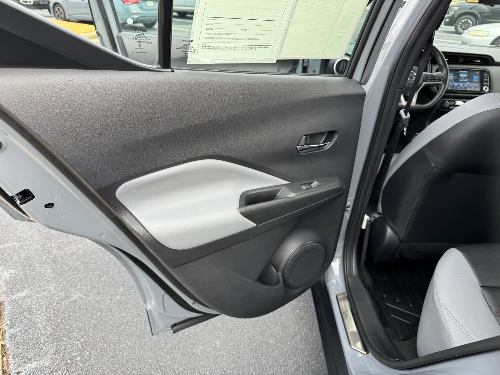 Used 2021 Nissan Kicks SR w/ SR Premium Package image 13
