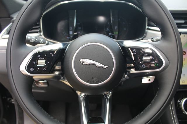 New 2026 Jaguar F-PACE R-Dynamic S image 17