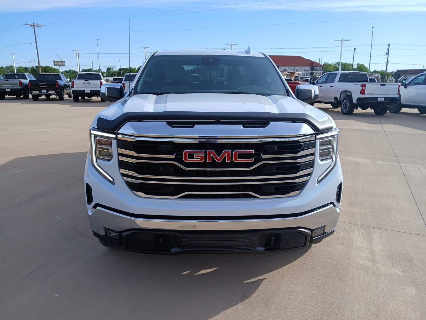New 2026 GMC Sierra 1500 SLT w/ SLT Premium Package AWD/4WD image 13
