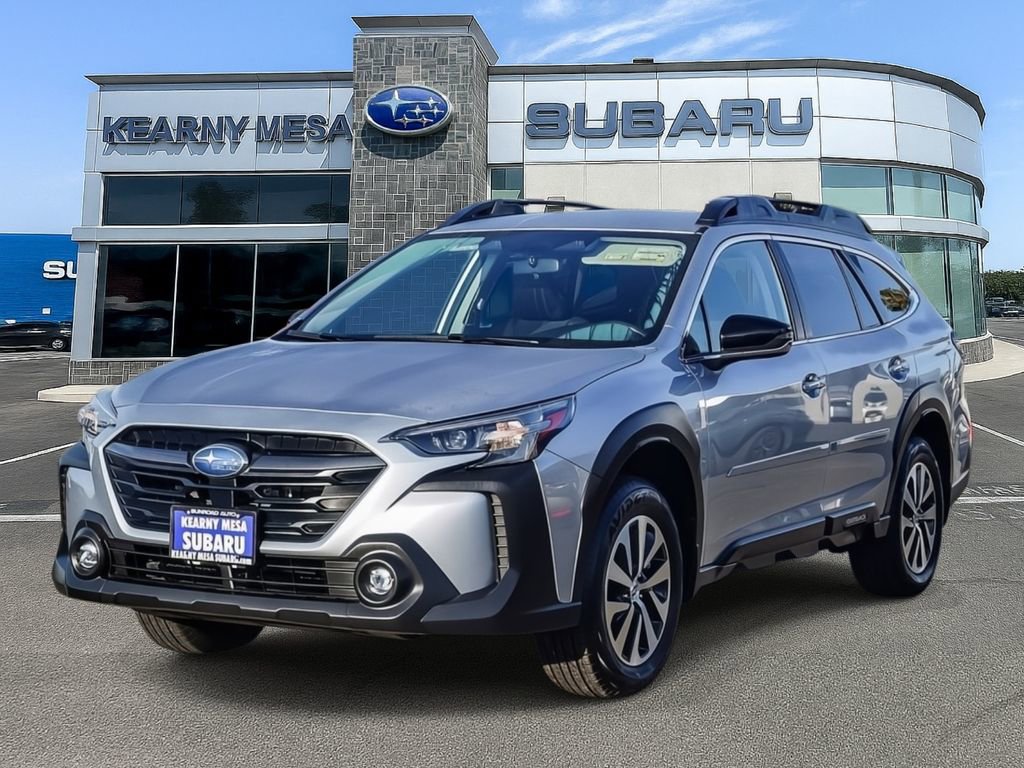 Used 2025 Subaru Outback Premium AWD/4WD image 3